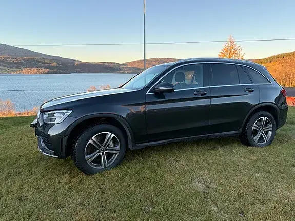 Mercedes-Benz Glc300 E 2022 photo 3