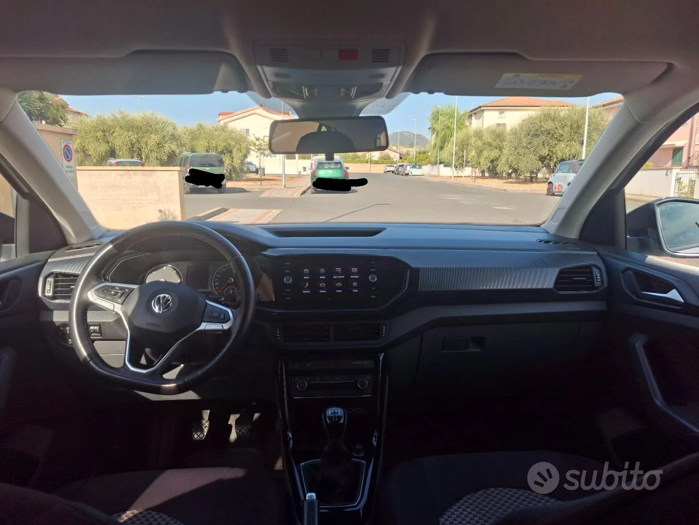 Volkswagen T-Cross 2019 photo 2