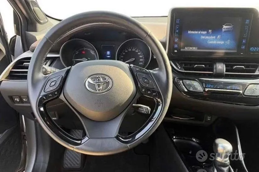 Toyota C-Hr 2017 photo 5