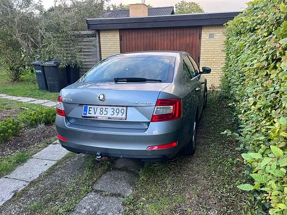 Skoda Octavia 2014 photo 3