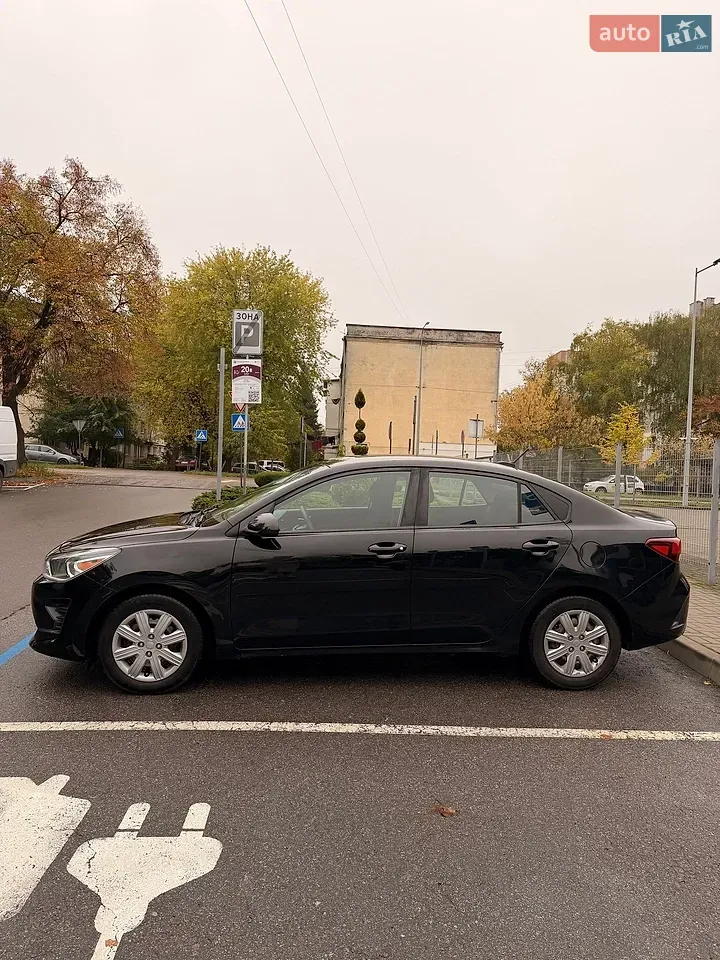 Kia Rio 2021 photo 2
