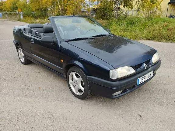 Renault 19