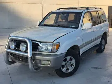 Toyota Land Cruiser 1999 photo 2