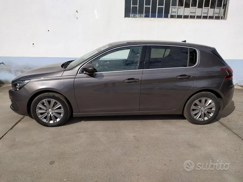 Peugeot 308 2021 photo 3