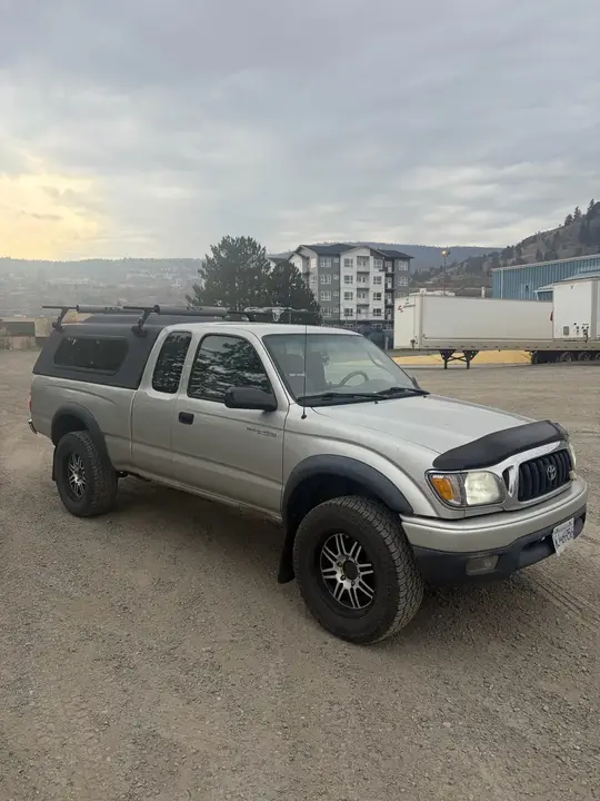 Toyota Tacoma 2002 photo 2