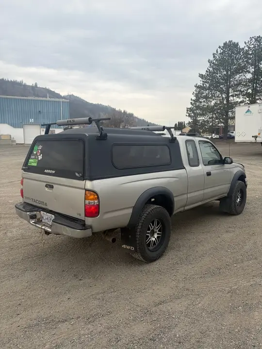 Toyota Tacoma 2002 photo 3