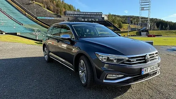 Volkswagen Passat Alltrack 2021 photo 2