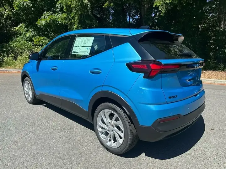Chevrolet Bolt 2027 photo 5