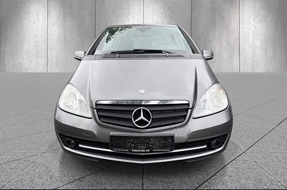 Mercedes-Benz A160 2010 photo 2