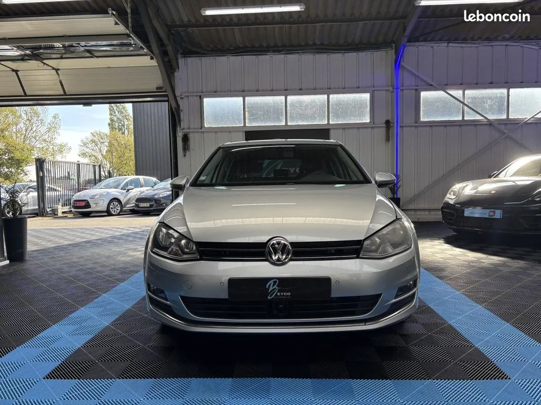 Volkswagen Golf 2013 photo 2