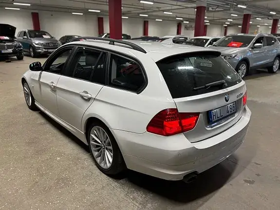 BMW 320D 2009 photo 5