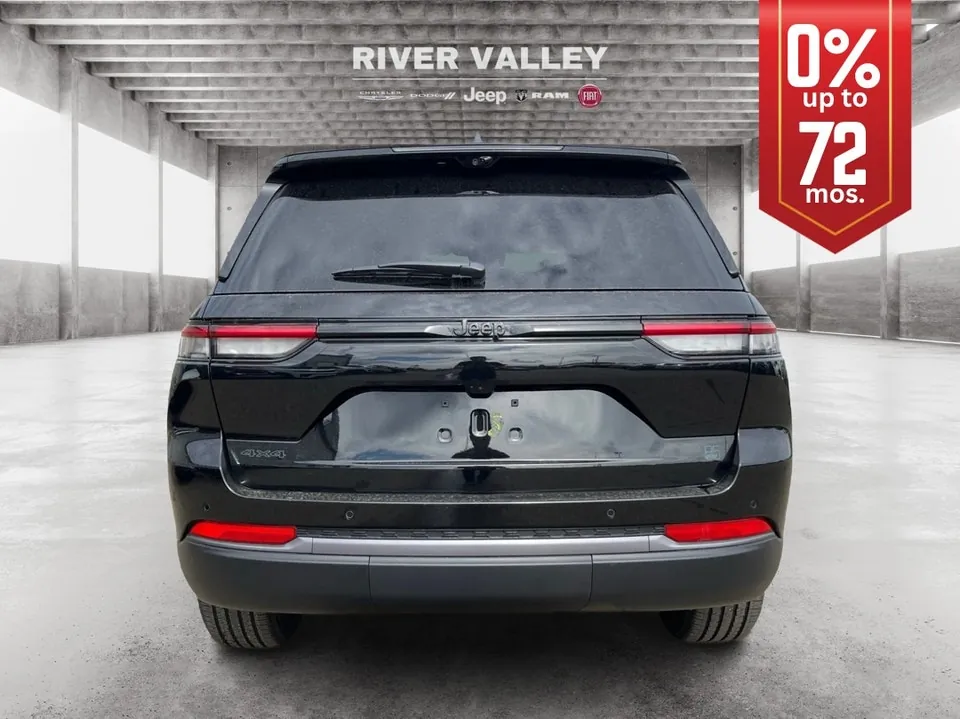 Jeep Grand Cherokee 2026 photo 4