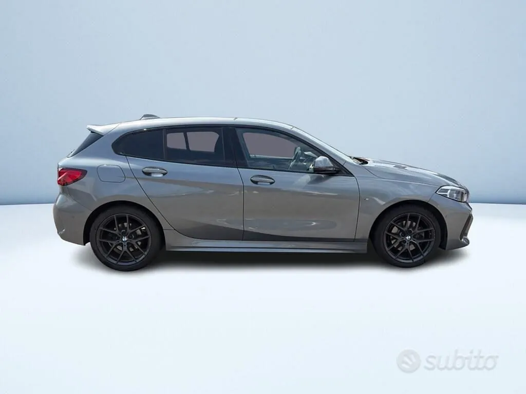 BMW 1 Series 2024 photo 4