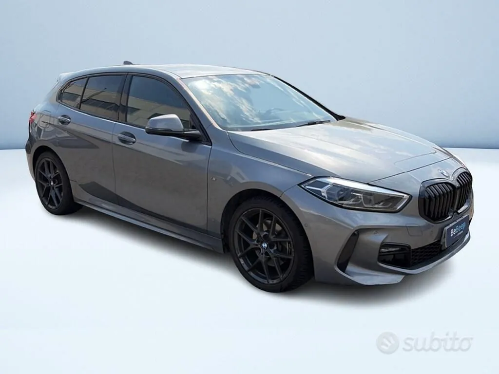 BMW 1 Series 2024 photo 3
