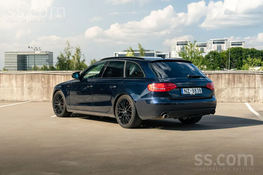 Audi A4 2008 photo 4