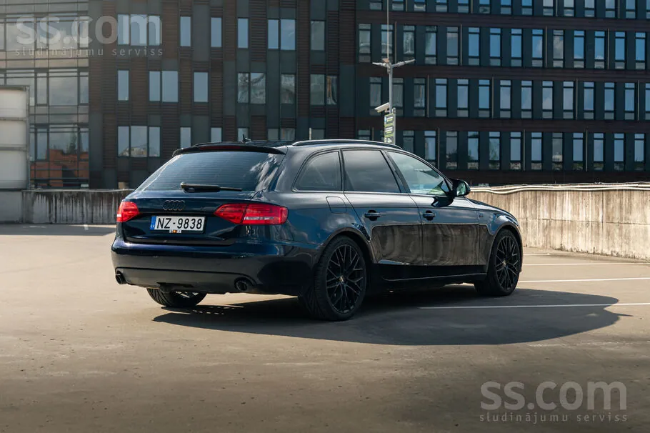 Audi A4 2008 photo 3
