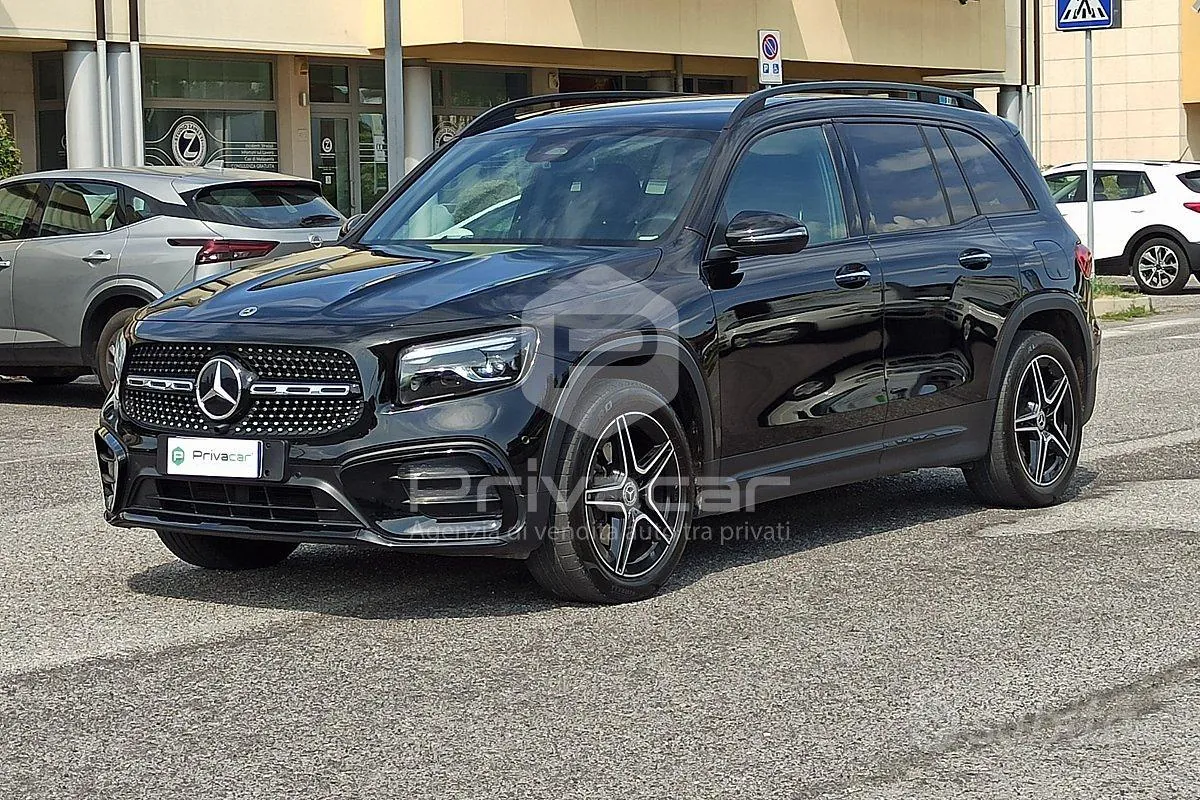 Mercedes-Benz Glb