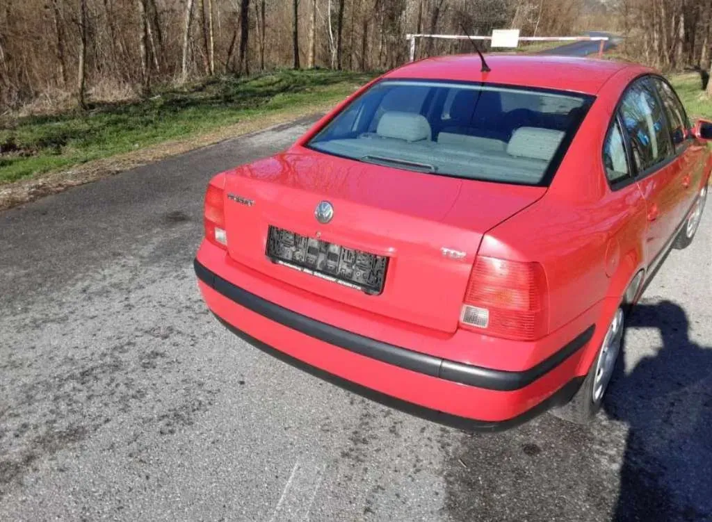 Volkswagen Passat 1998 photo 3