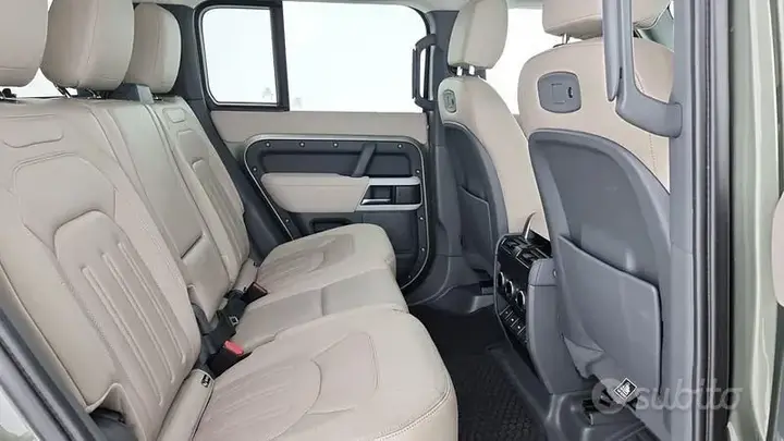 Land Rover Defender 2020 photo 5
