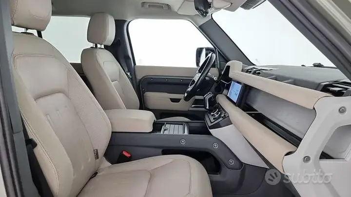 Land Rover Defender 2020 photo 3