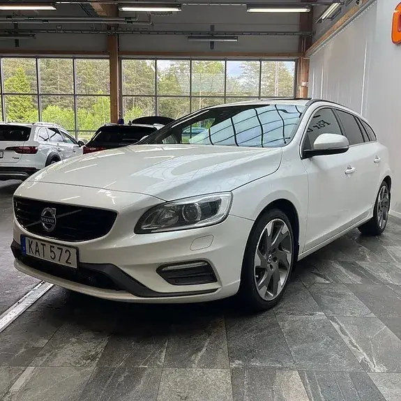 Volvo V60 2016 photo 5