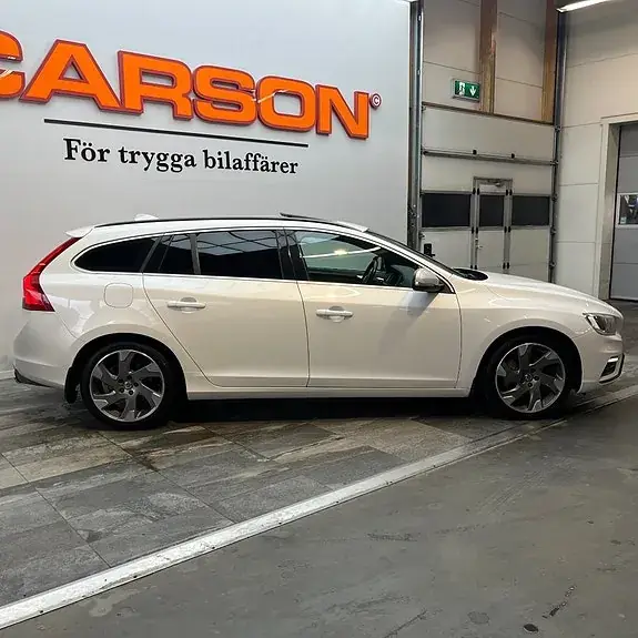 Volvo V60 2016 photo 3