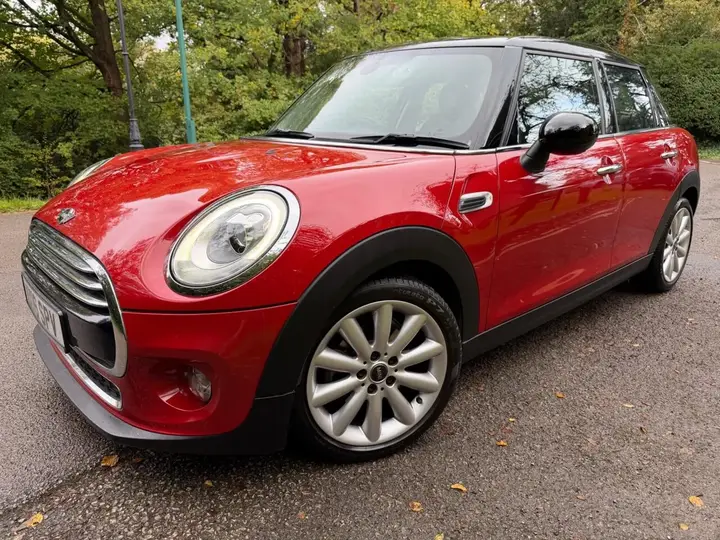 Mini Hatch 2016 photo 2