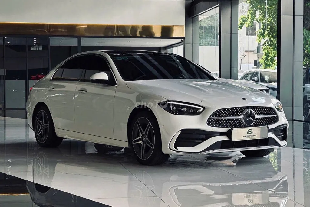 Mercedes-Benz C-Class 2022 photo 2