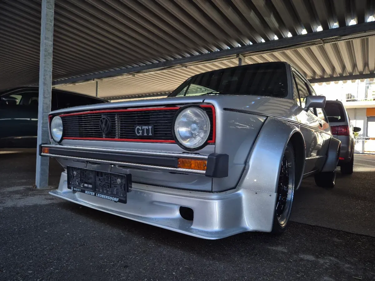 Volkswagen Golf 1983 photo 2