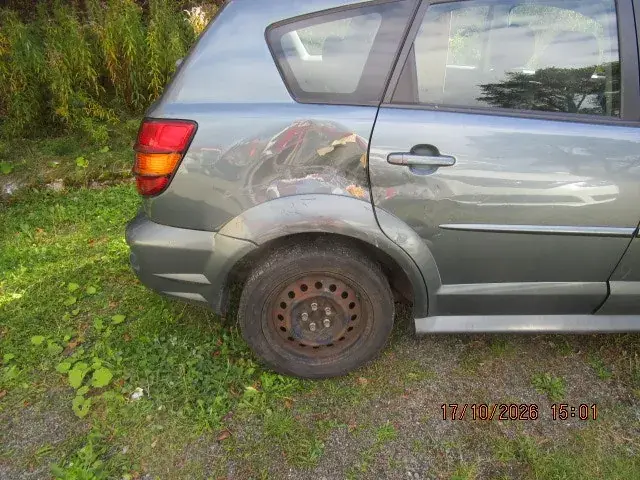 Pontiac Vibe 2008 photo 3