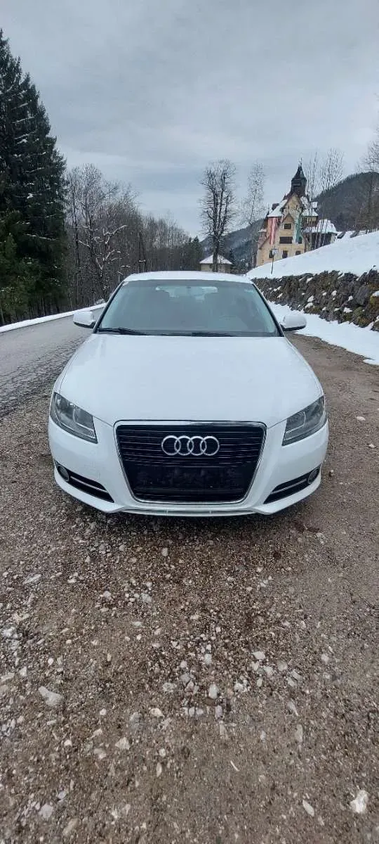 Audi A3 2012 photo 2