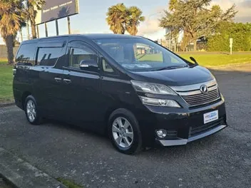 Toyota Vellfire 2012 photo 4
