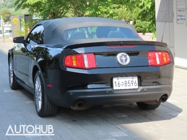 Ford Mustang 2011 photo 4