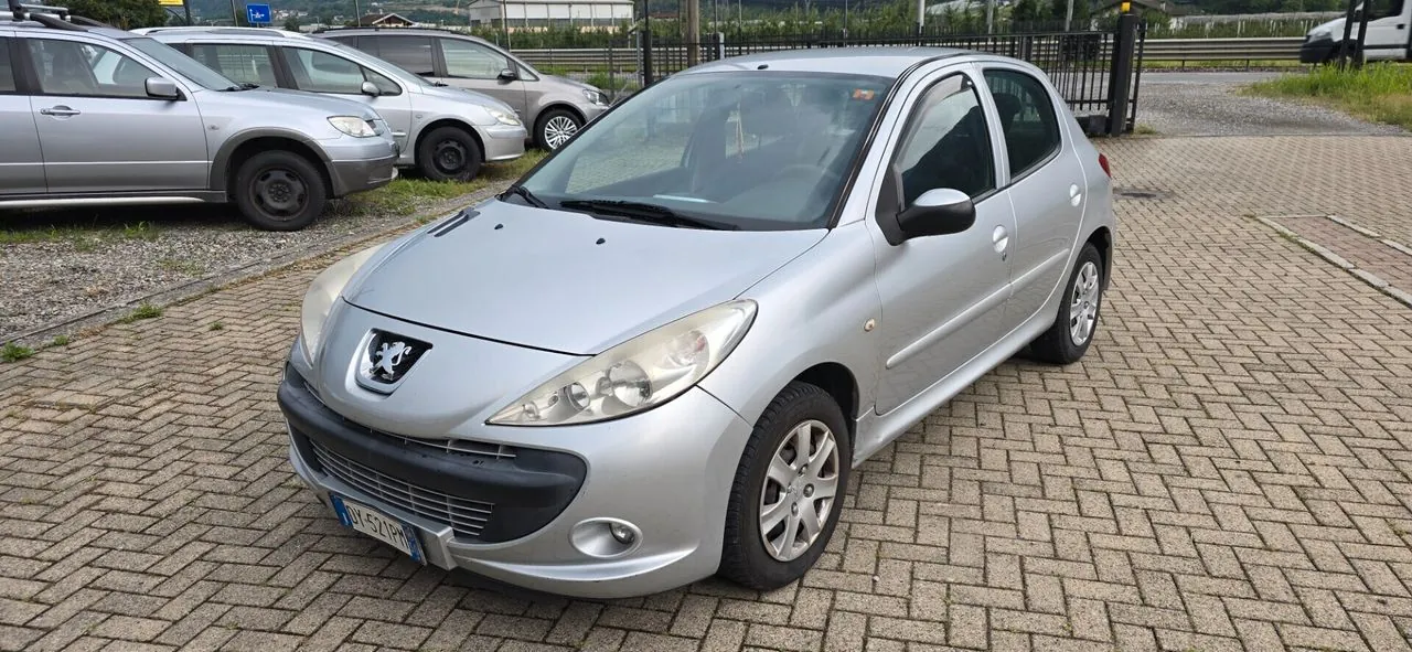 Peugeot 206 Plus