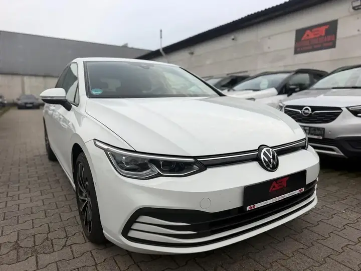 Volkswagen Golf Viii
