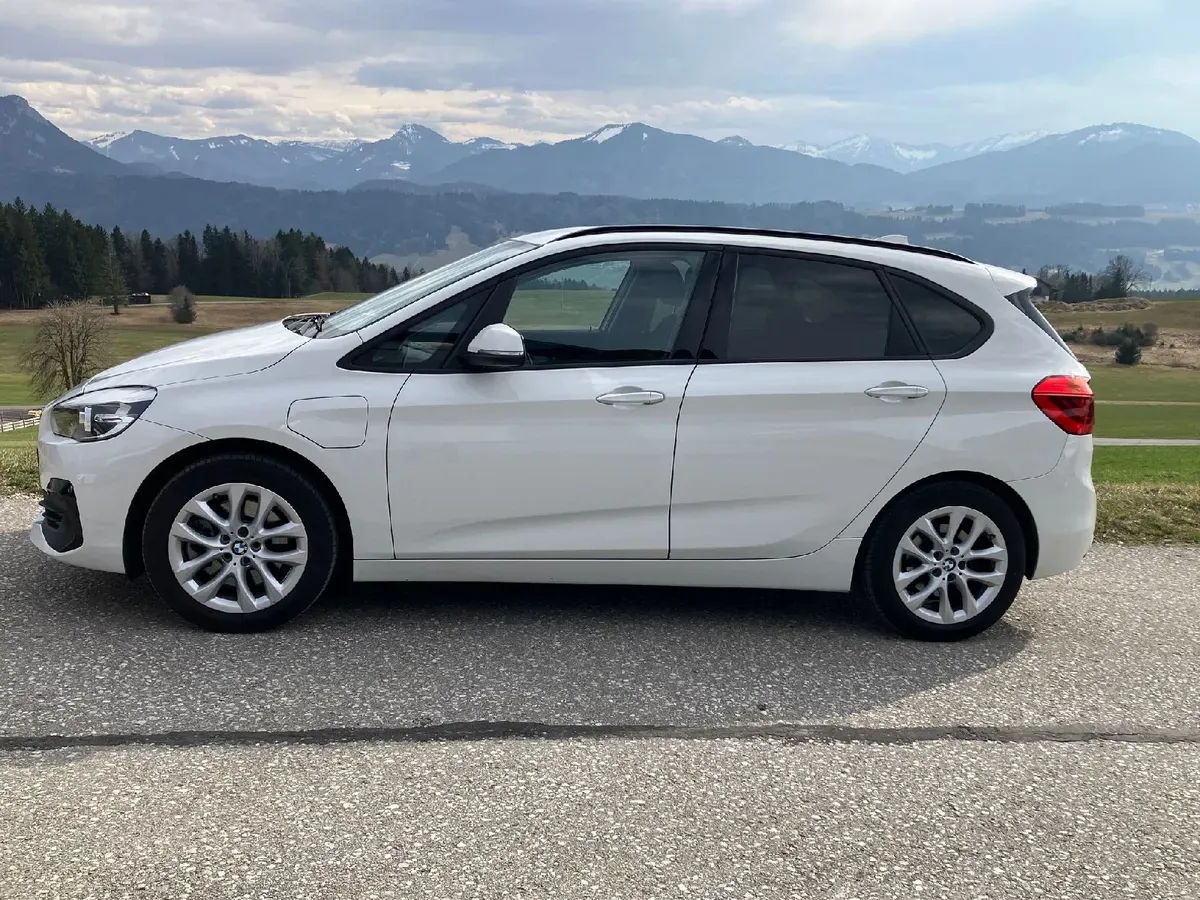 BMW 2 Series 2019 photo 3