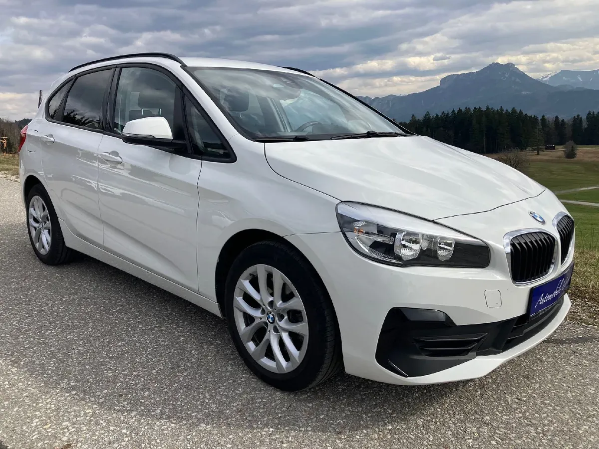 BMW 2 Series 2019 photo 2