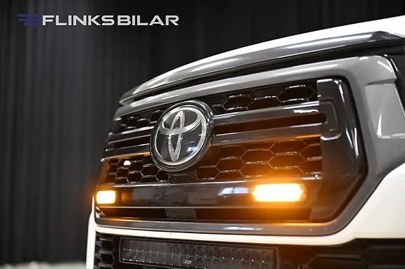 Toyota Hilux 2020 photo 3