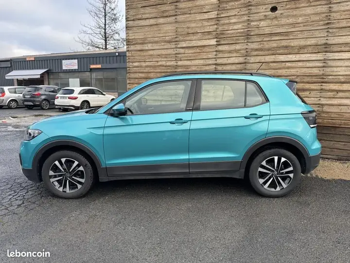 Volkswagen T-Cross 2021 photo 2