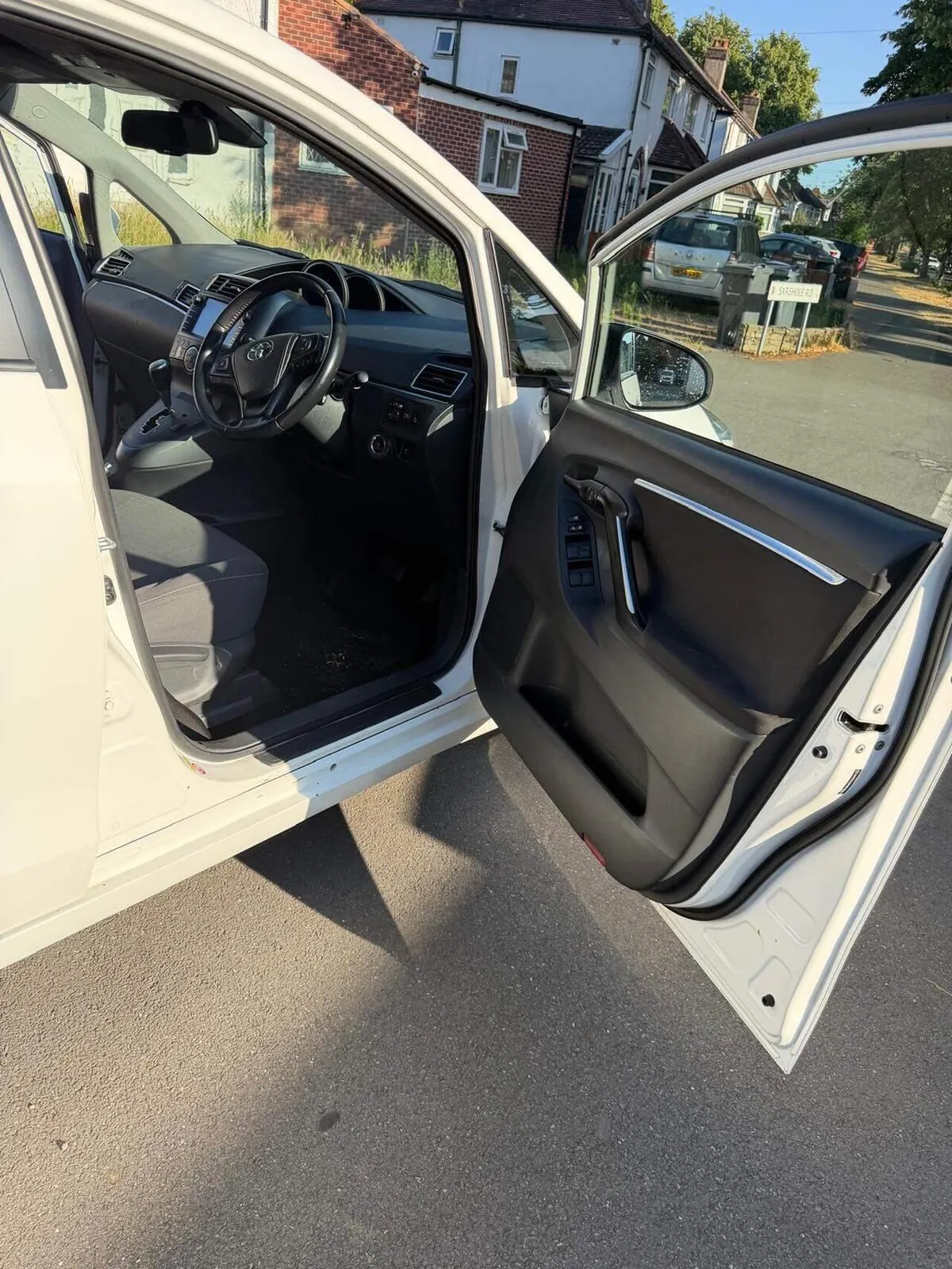 Toyota Verso 2017 photo 3