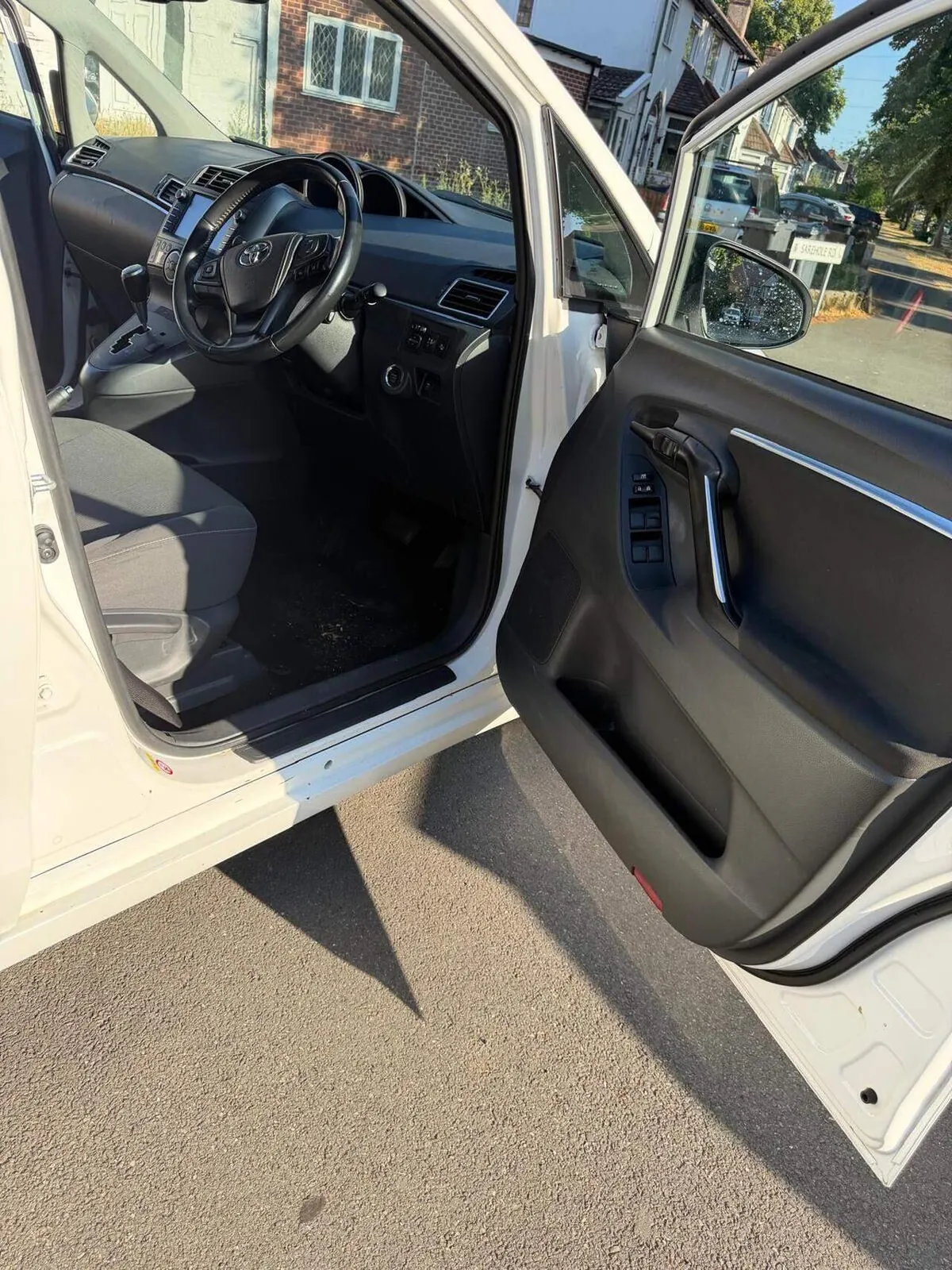 Toyota Verso 2017 photo 5