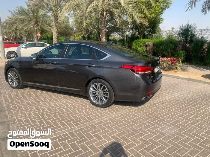 Genesis G80 2017 photo 4