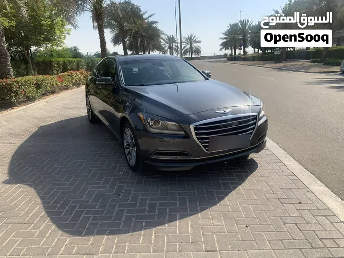Genesis G80 2017 photo 2