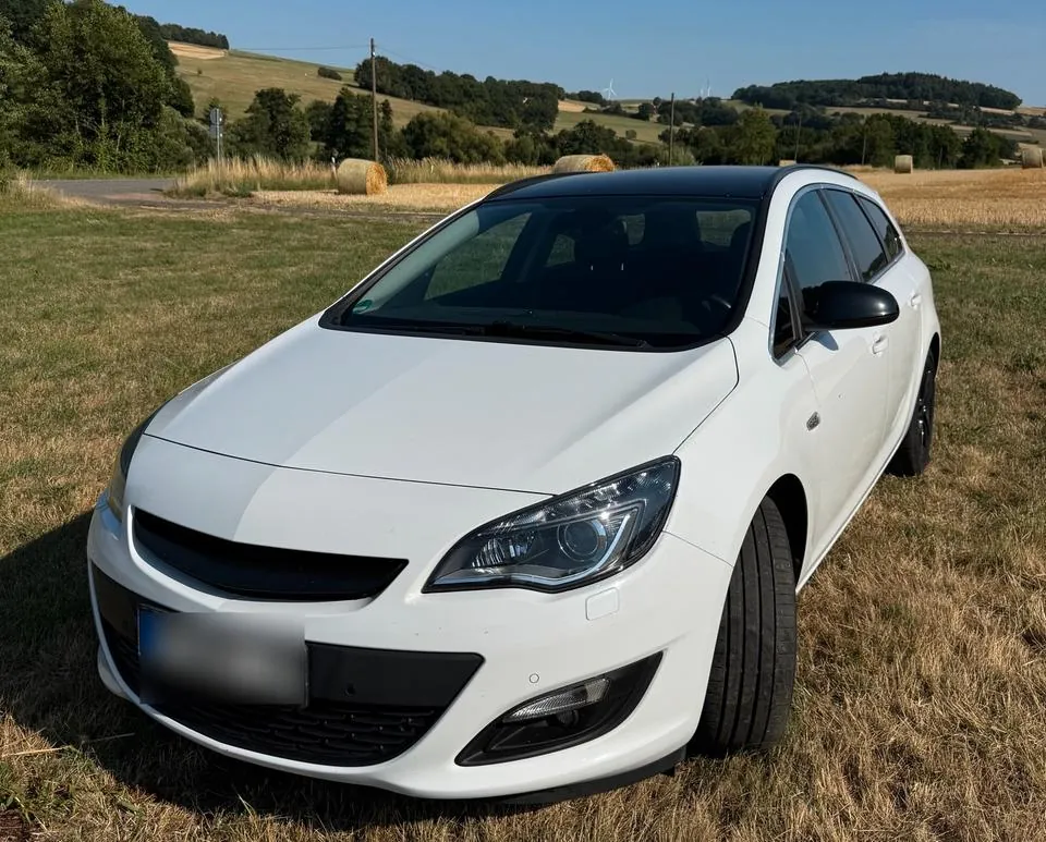 Opel Astra J