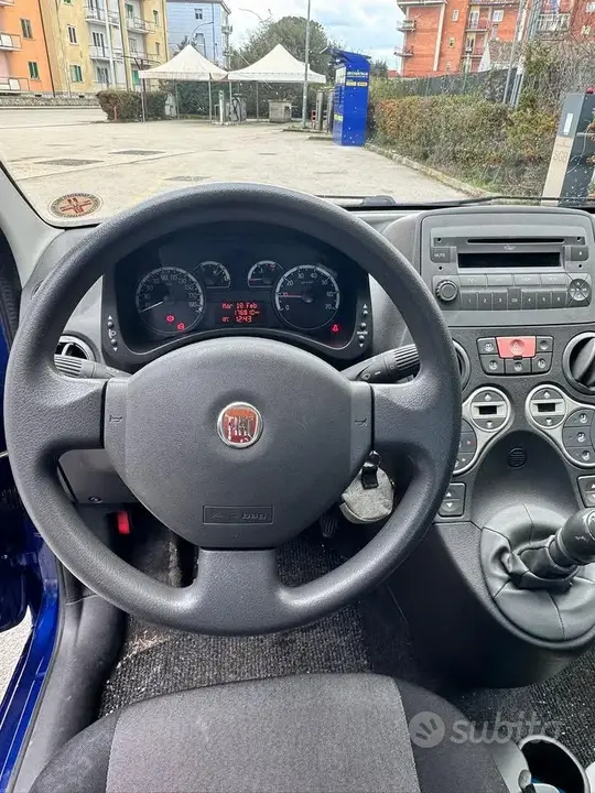 Fiat Panda 2010 photo 4