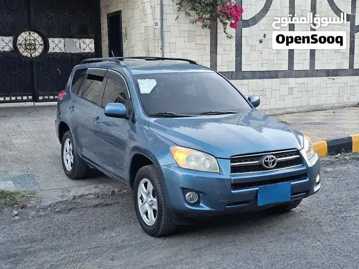 Toyota Rav4 2011 photo 2