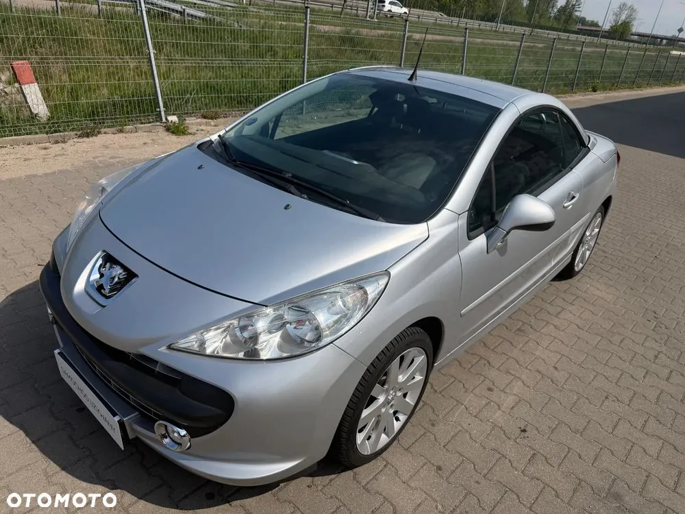 Peugeot 207 Cc 2009 photo 5
