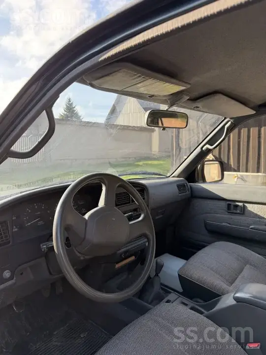 Toyota 4Runner 1993 photo 4