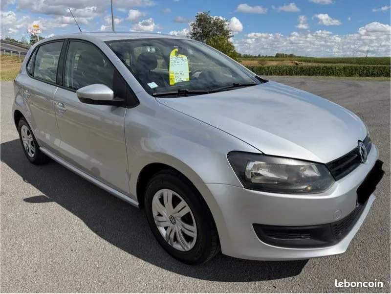 Volkswagen Polo 2011 photo 3