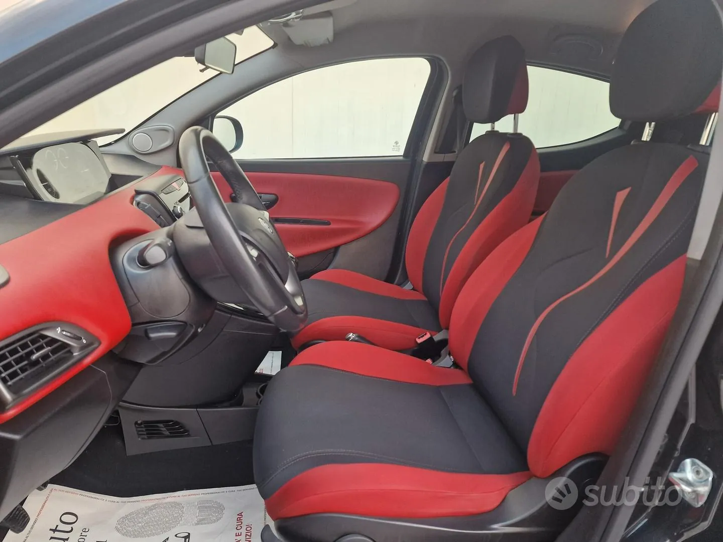 Lancia Ypsilon 2012 photo 4